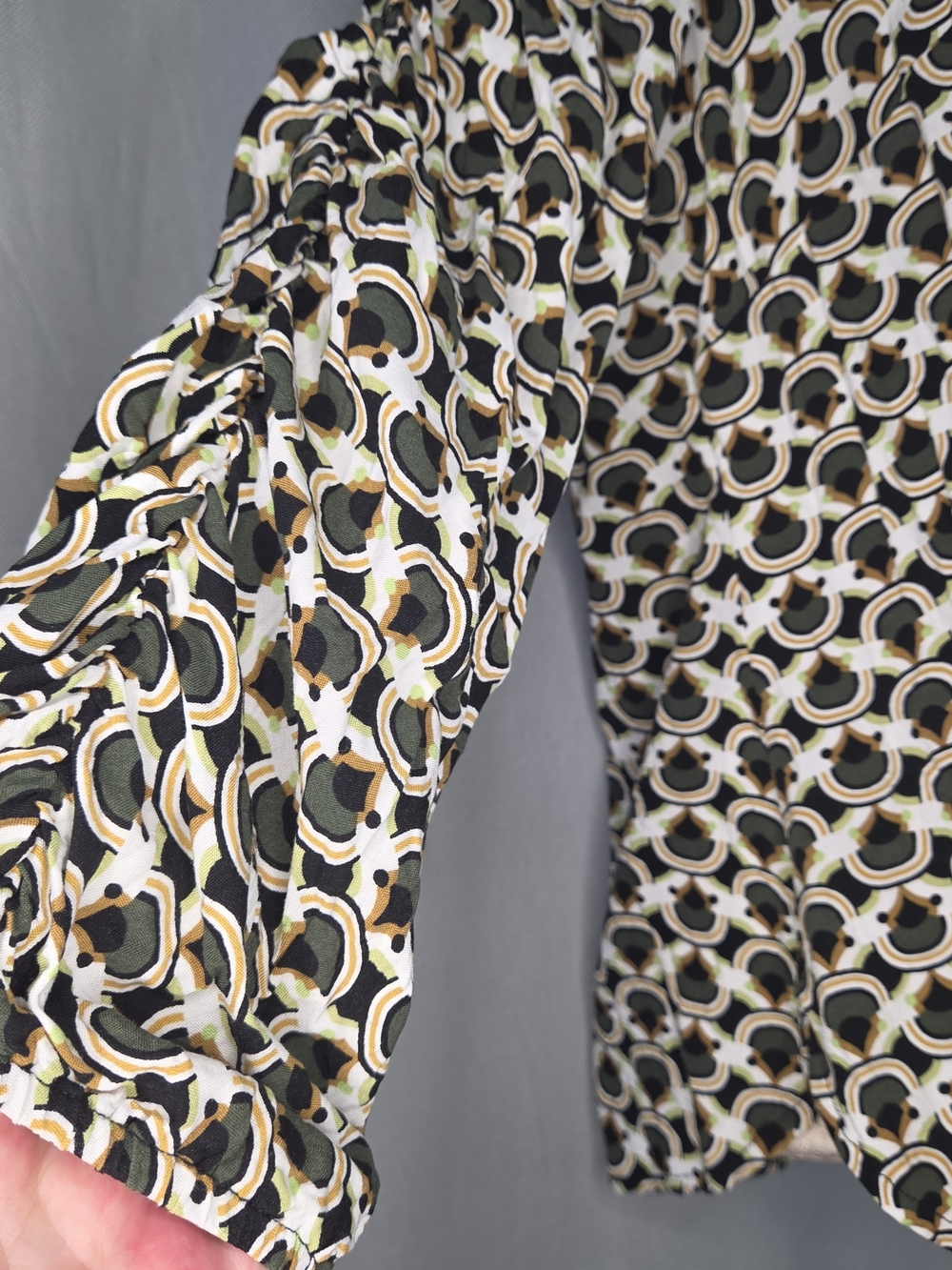 CatoPrinted V-Neck Button Front Blouse in Black & Cream Size 18/20 - Picture 3 of 9